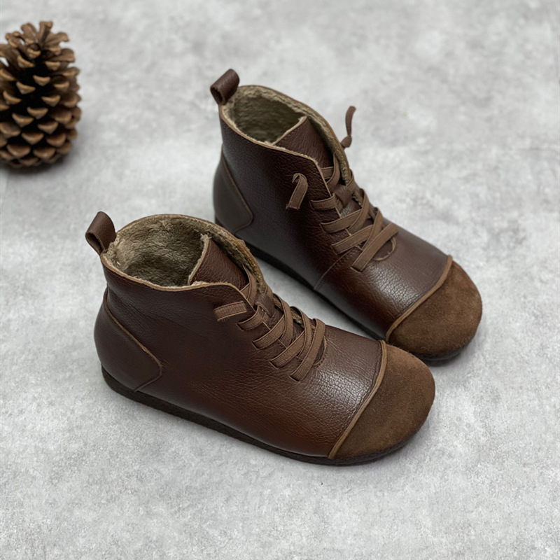 Title 9, Botas Martin de couro macio em estilo vintage c...