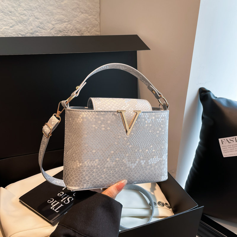 Stylish High-value Work Commute Crossbody Bag