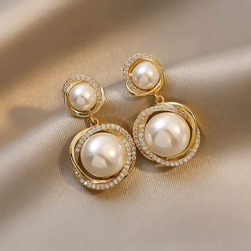 Sterling Silver Needle French Pearl Earrings Light Luxury High Sense