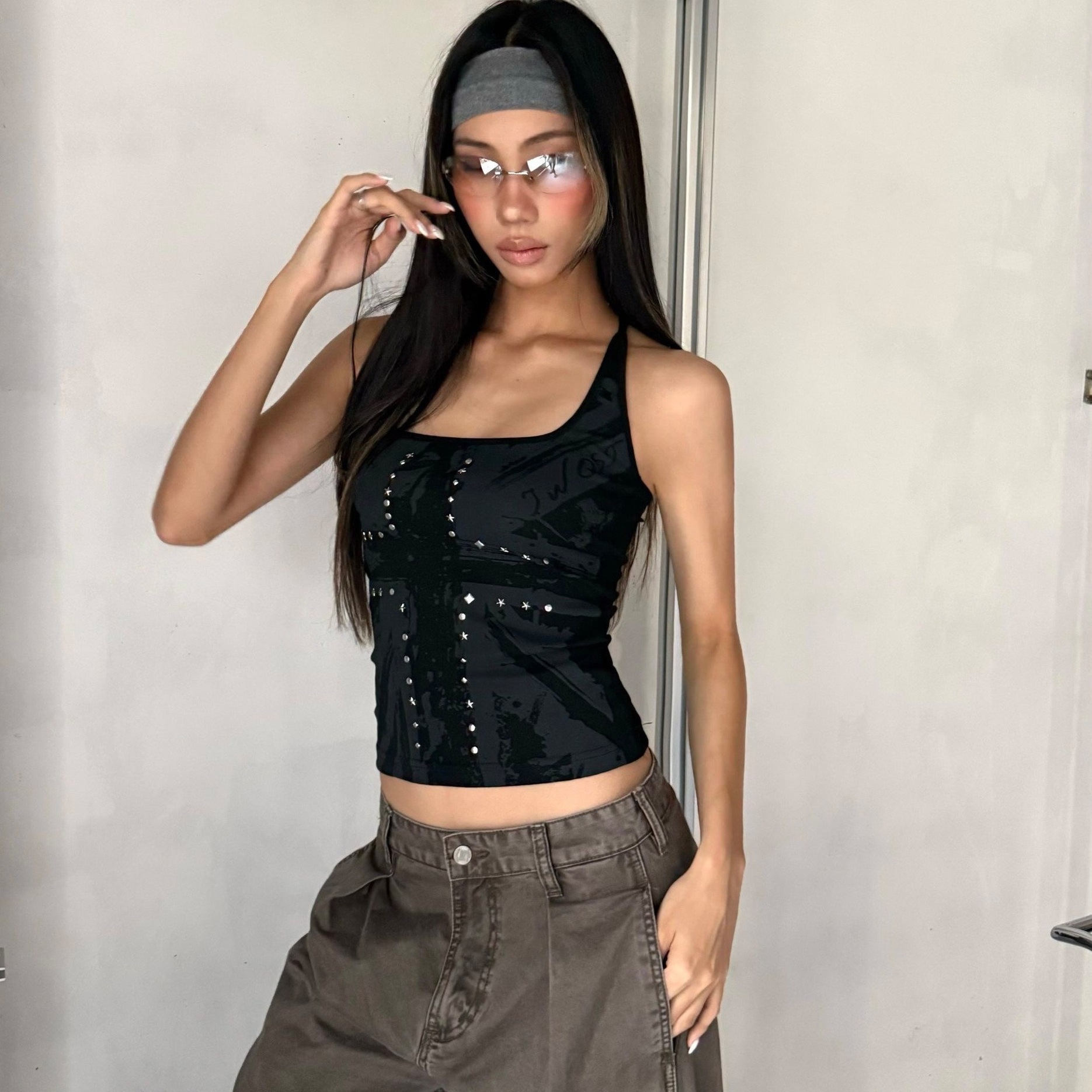 Cross-printed Studded Halter Vest Figure-hugging Sexy Sleeveless Top Dd0227ab Fc29 4dfc B240 0b024d0c3463