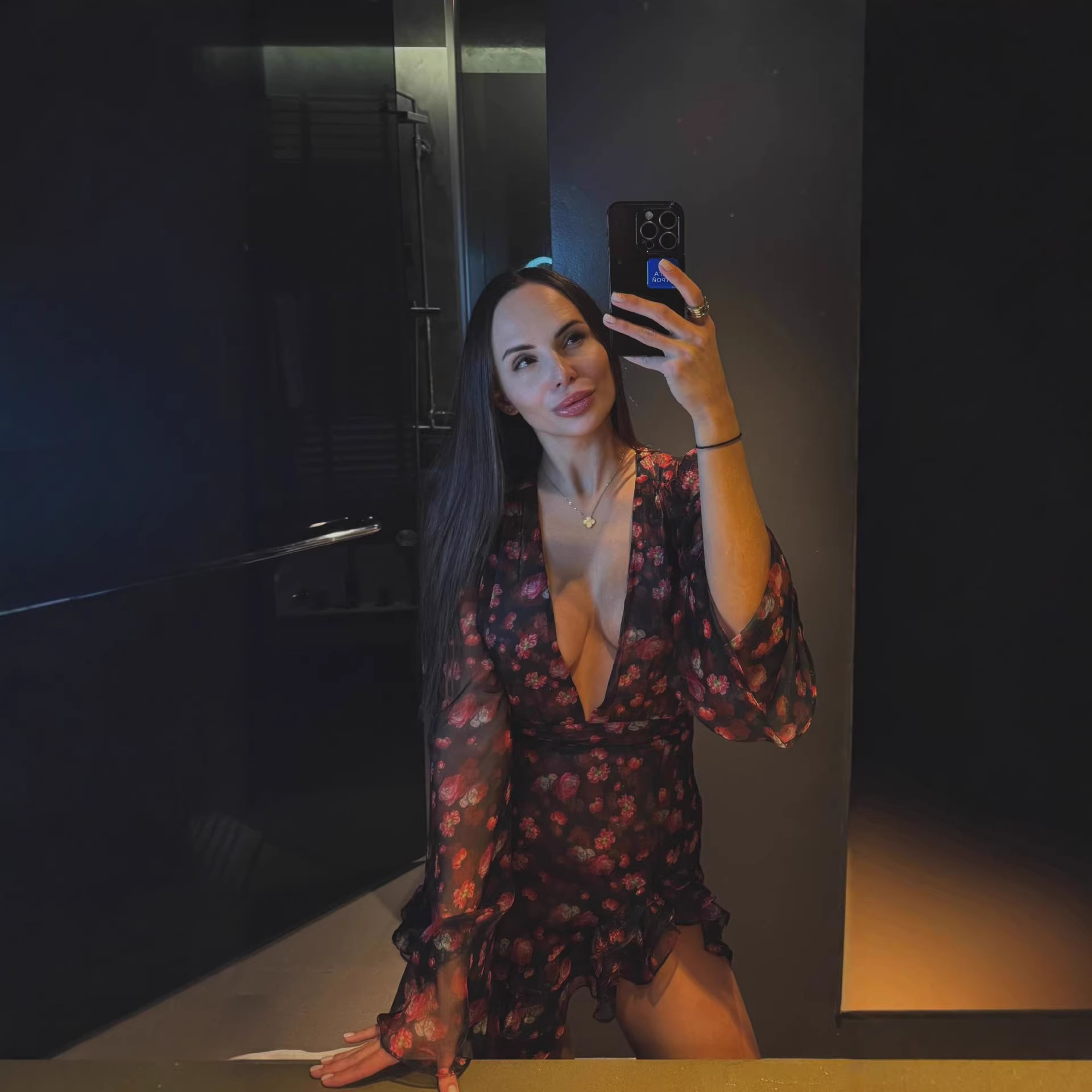 Stylish Printed Deep-V-neck Dress With An Elegant Sophisticated Vibe