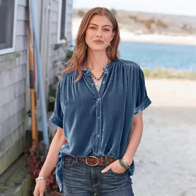 Women's Solid Color Short sleeved Round Neck Shirt Blue - Shop at LoveMi