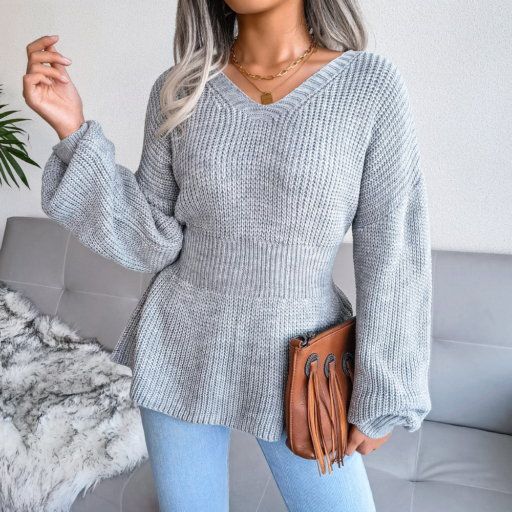 Women's knit jumper – gray colorway casual everyday look with jeans