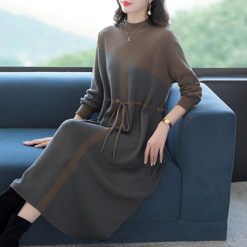 Women's Mid-Length Knitted Casual Dress