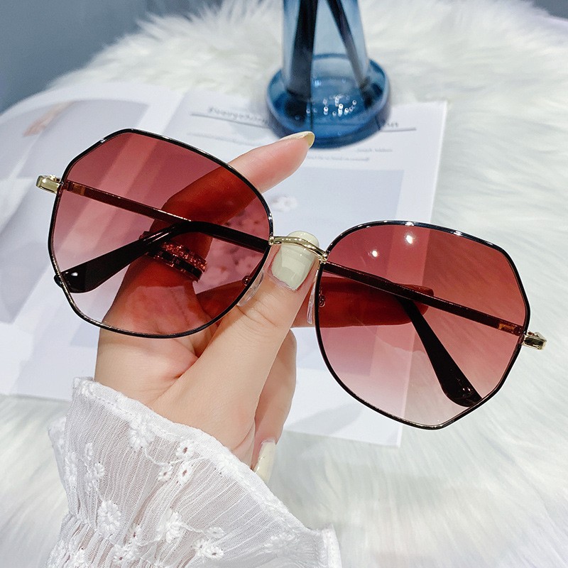 Women's Sunglasses Sun Shade Polarized Sun Glasses - Image 12