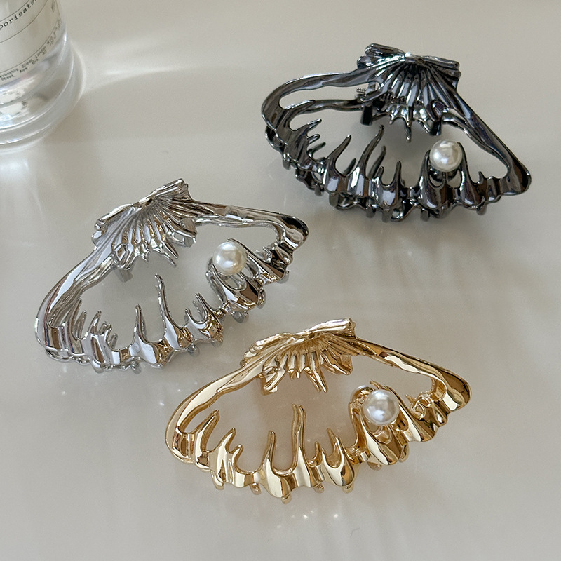 Luxury Metallic Hollow Shell Hair Clip