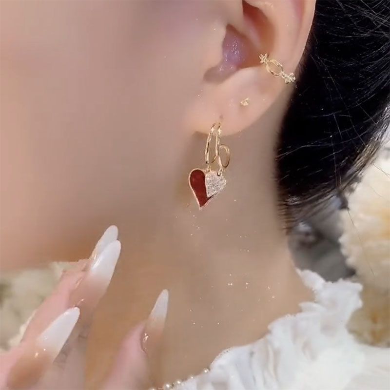 Women's Simple Temperament Red Love Heart Earrings