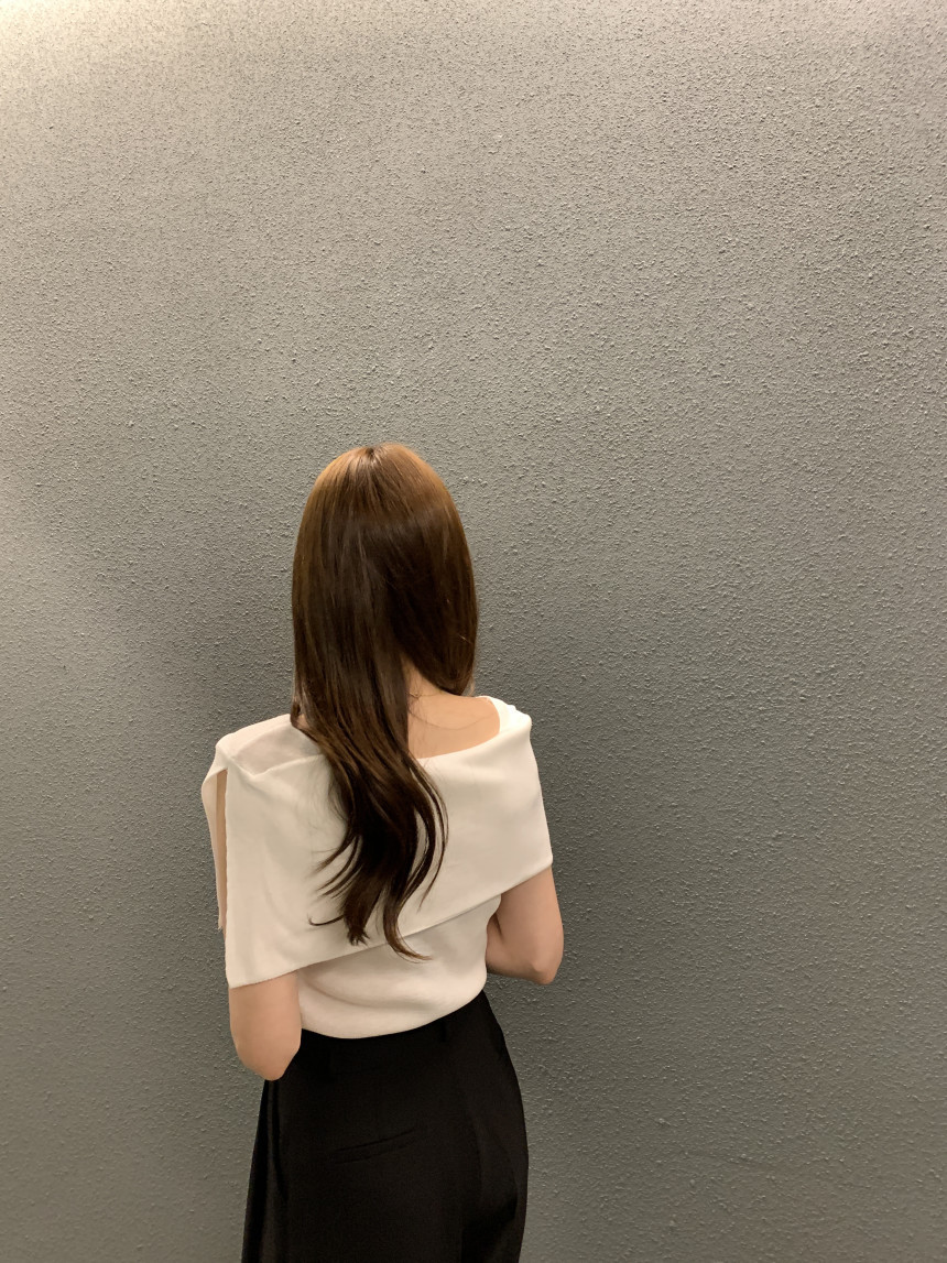 Striped Designer-Style Knitted Top With Side Slit Sleeveless 18 dd9b6bb8 5ae2 4699 8716 ebfb42e3fba7