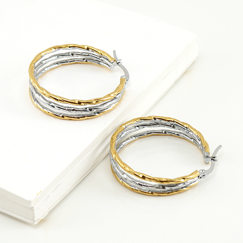 Round Two-color Buckle Earrings For Women