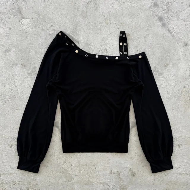 Personality Rivets Temperament Slant Shoulder Women Slim Fit Versatile Slimming Top Black - Shop at LoveMi