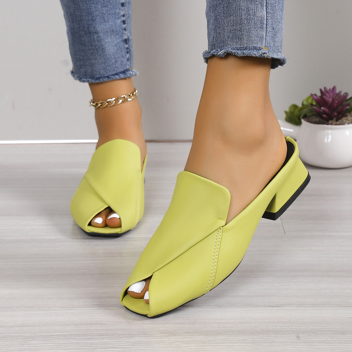 Square-Toe Mid-Heel Sandals, picture 6 of 11