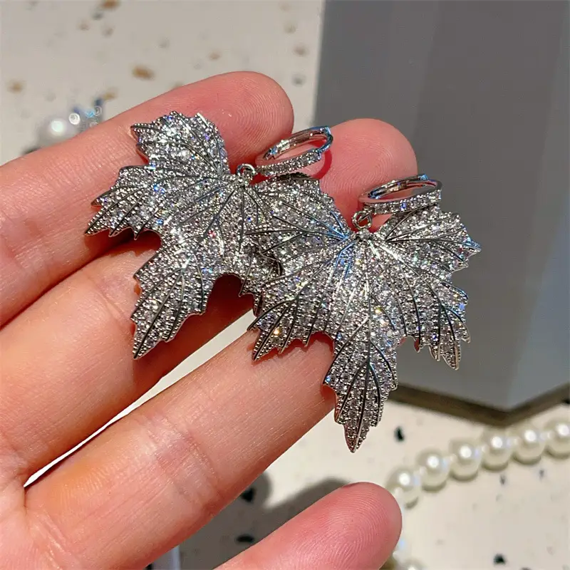 Maple Leaf Earrings Female High Profile And Generous