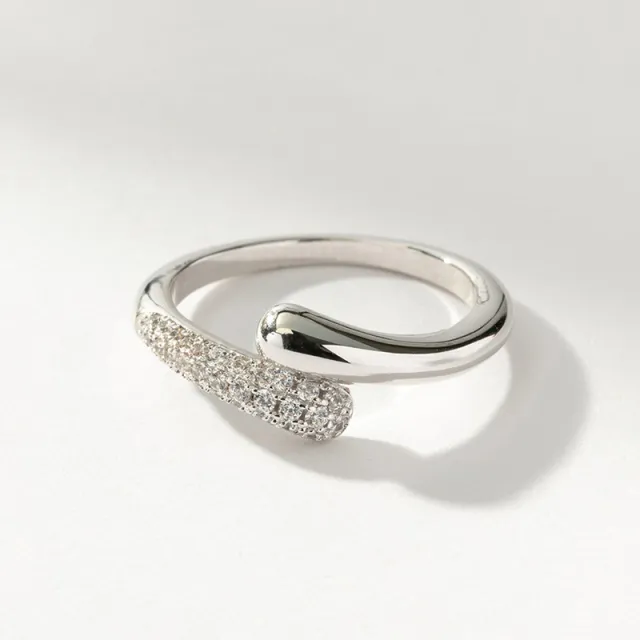 European And American Popular S925 Sterling Silver Versatile Light Luxury Crossover Ring White Gold Color - Shop at LoveMi