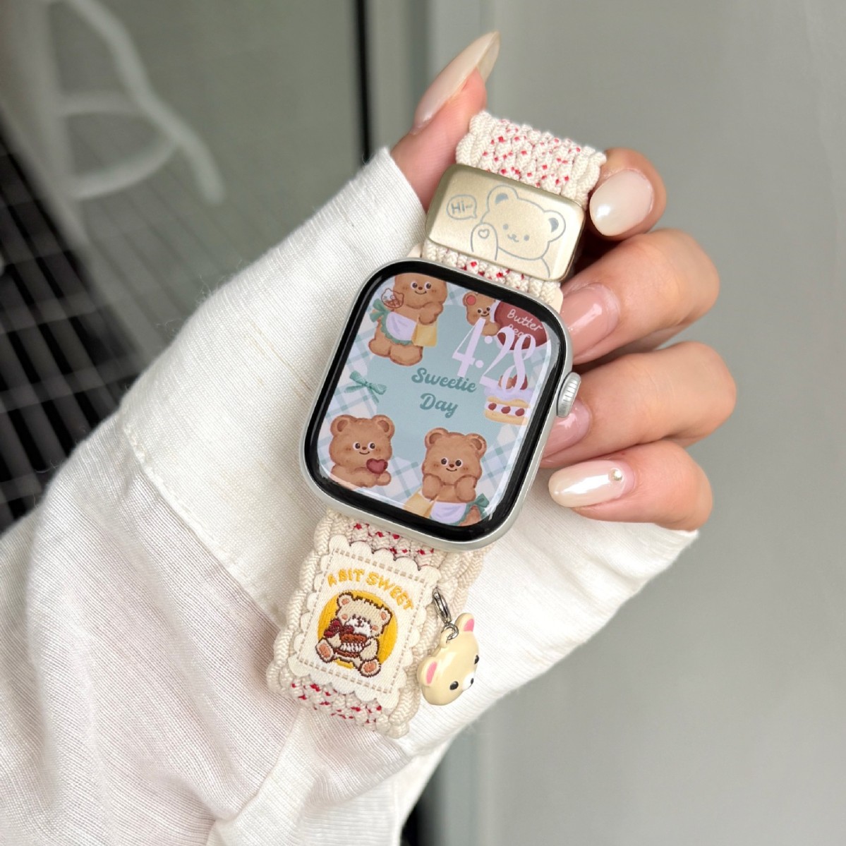 Fashionable Little Bear Charm Magnetic Watch Strap 4