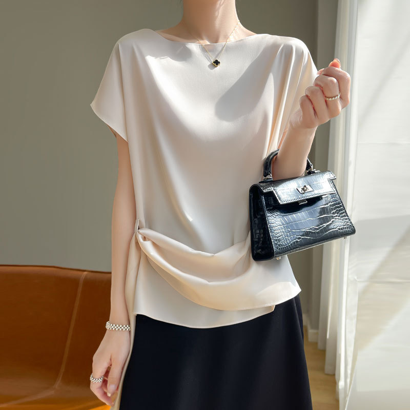 Western-style Loose-fitting Off-shoulder Top That Flatters