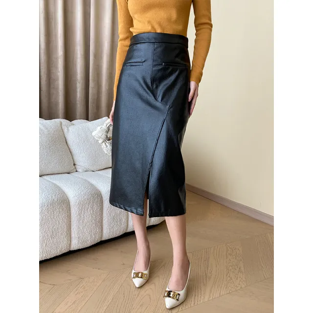 Irregular Slit Cut Texture Straight Slimming Black - Shop at LoveMi