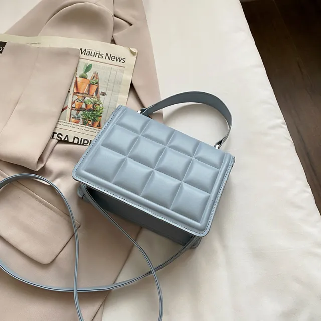 New Korean Style Fashionable Shoulder Messenger Bag Casual Western Style Portable Small Square Bag Blue - Shop at LoveMi