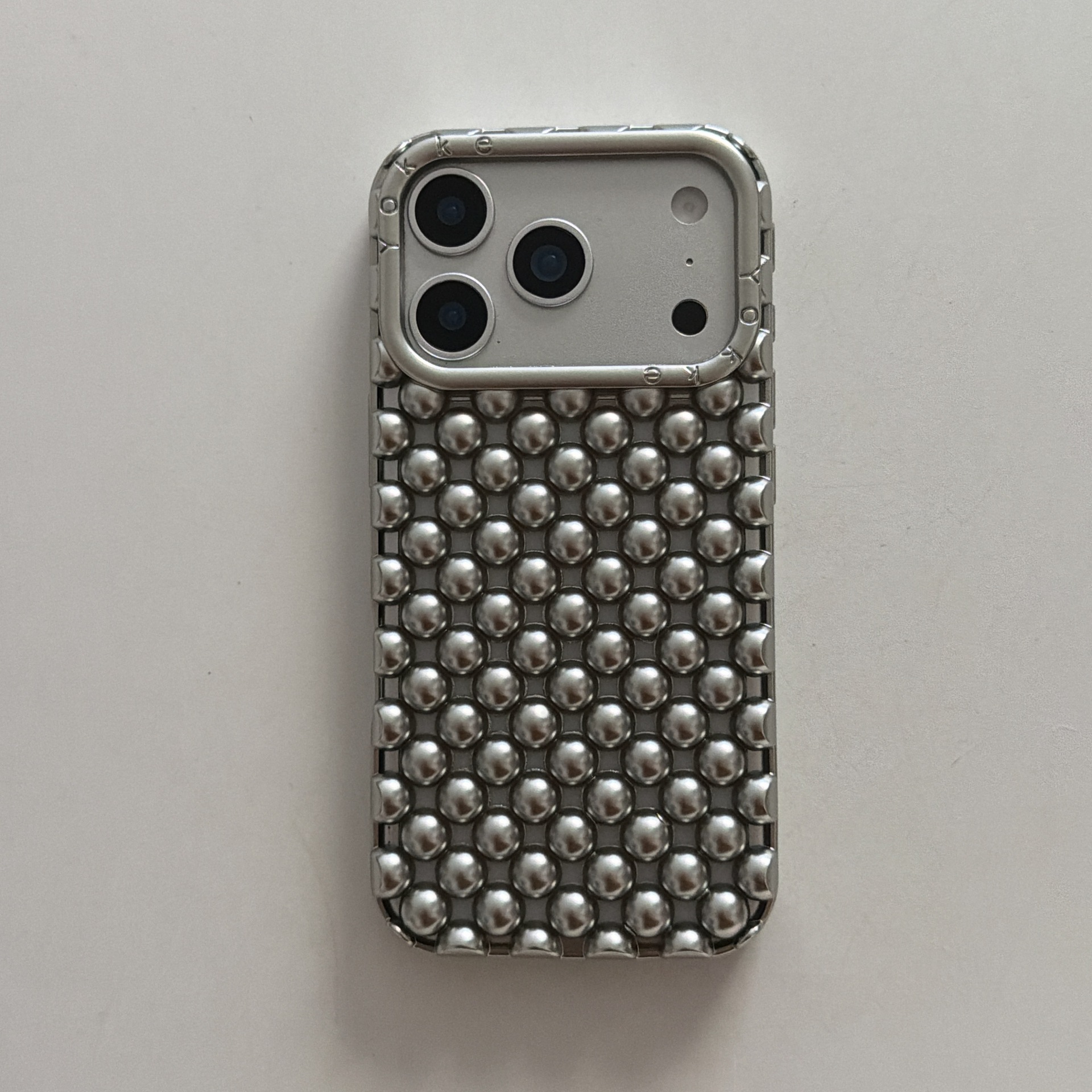 New Electroplated Solid-color Hollow Bead Phone Case