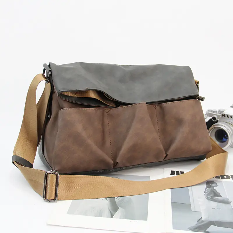 Men's Shoulder Messenger Bag Outdoor Gym Bag For Traveling