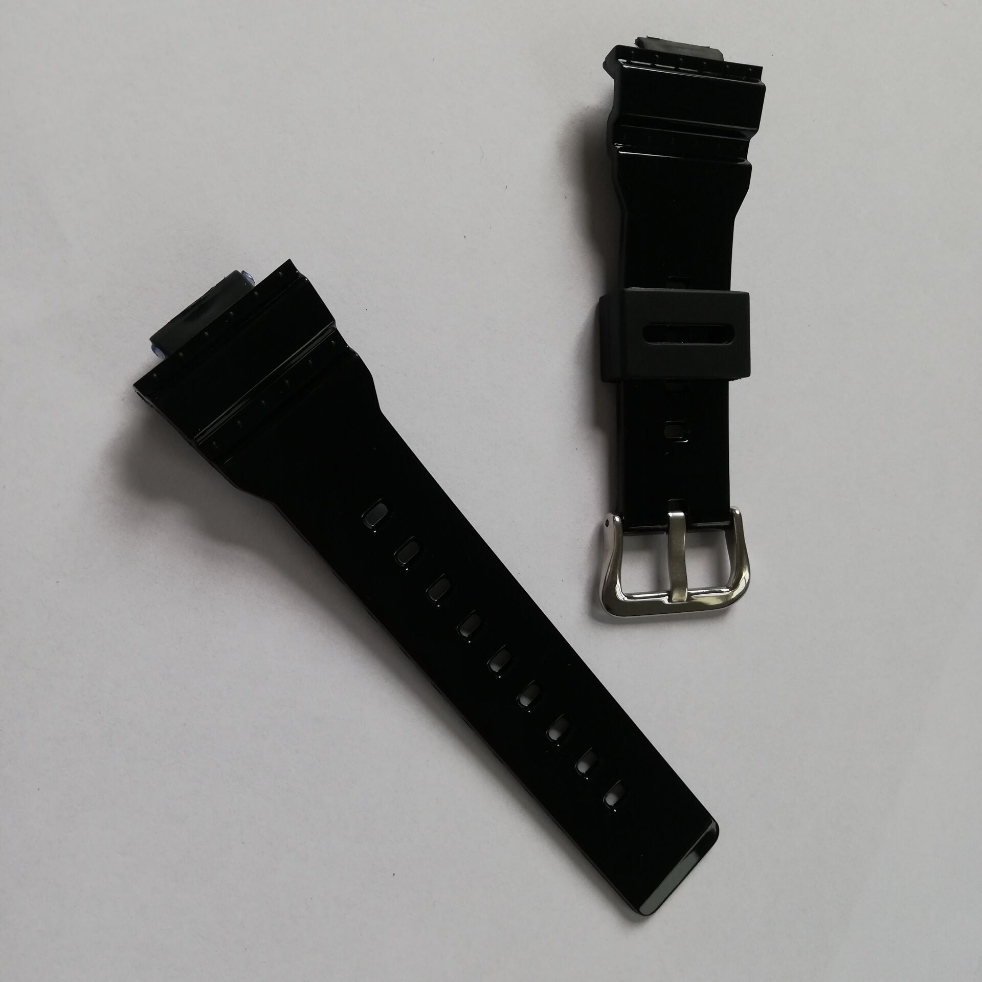 Title 2, Watch By-g Accessories Strap