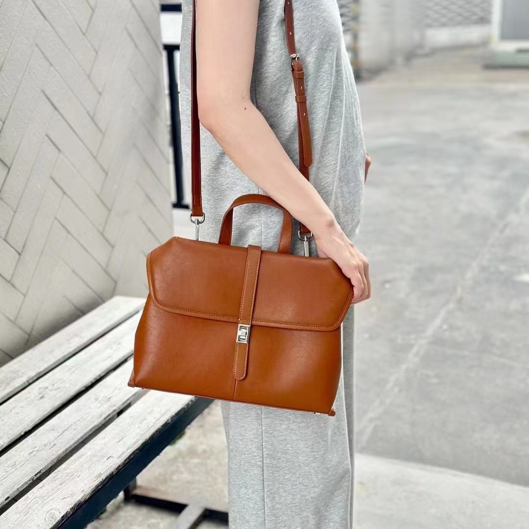 Large-capacity Versatile Tote And Crossbody Bag For Women thumbnail 3