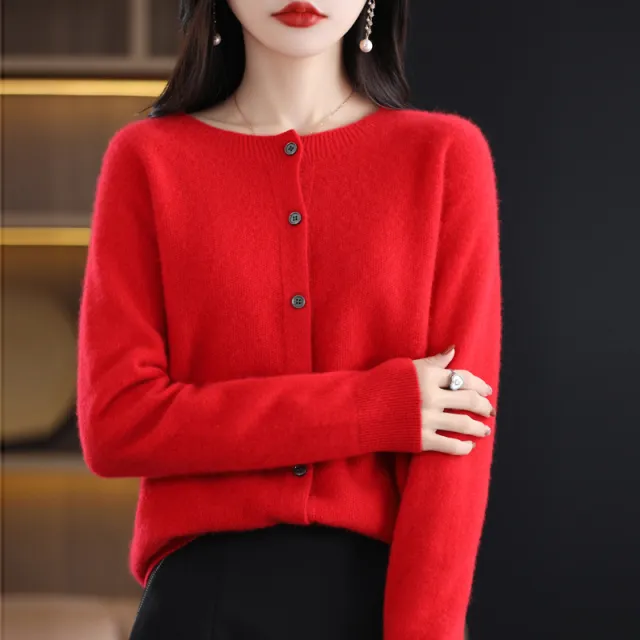 Autumn And Winter Bottoming Round Neck Long Sleeve Loose Top - Shop at LoveMi