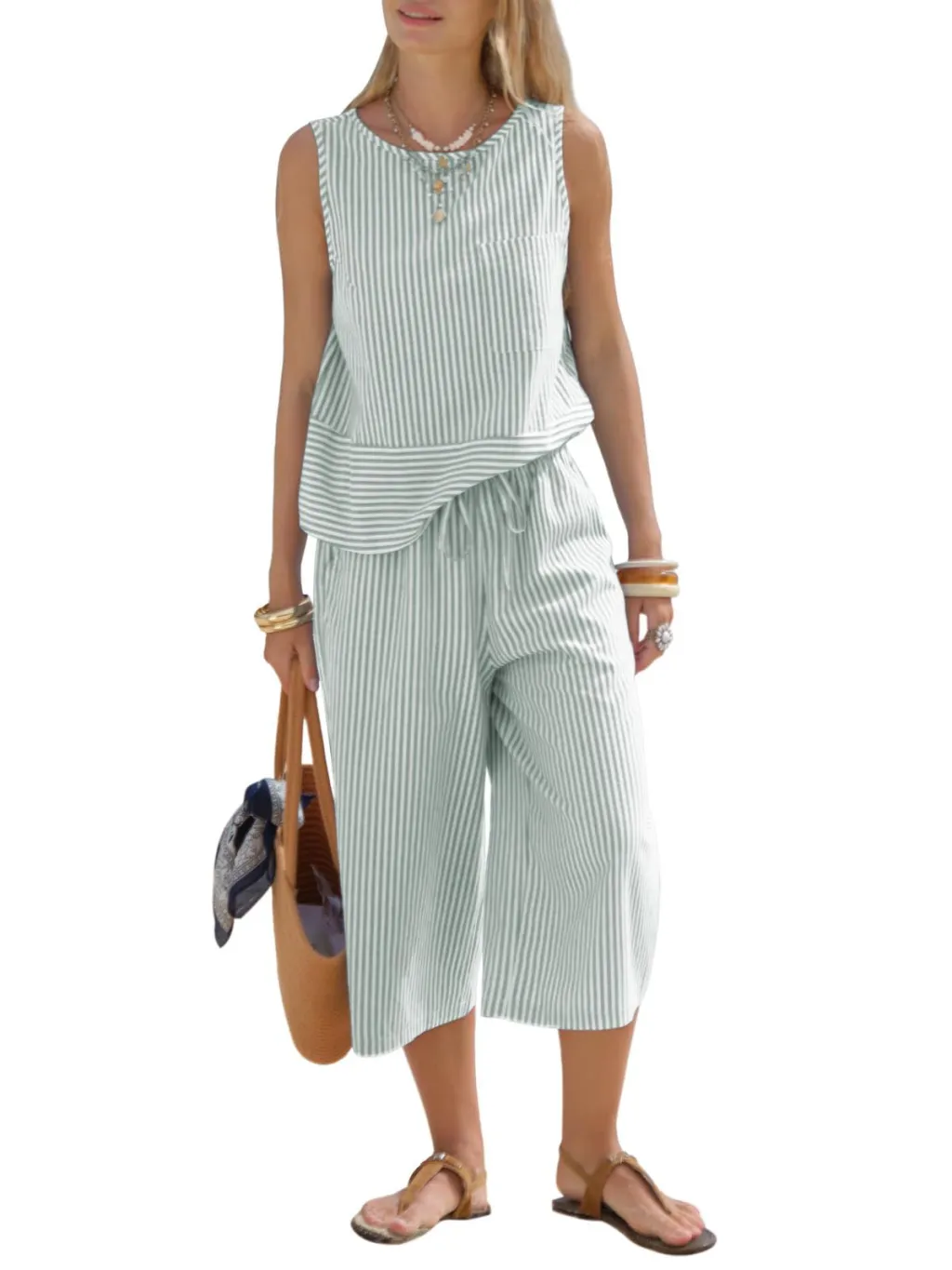 Womens Round-neck Featuring A Striped Sleeveless Top And Cropped Pants - Green