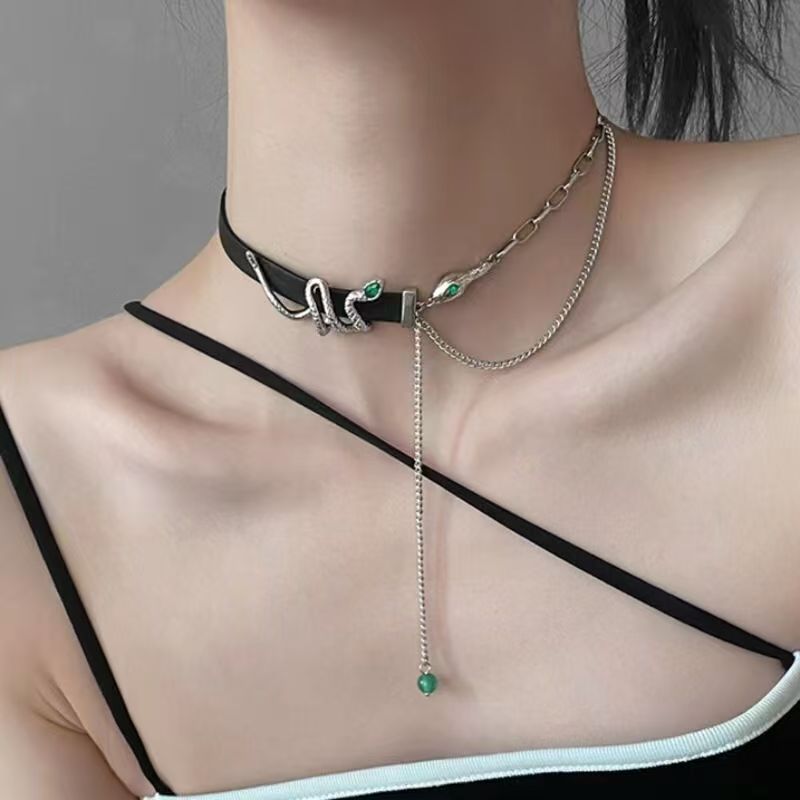 Special-interest Design Temperament Wild Tide Spirit Snake Clavicle Chain