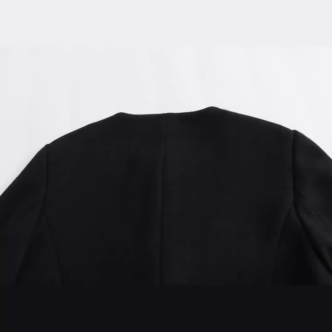 https://cf.cjdropshipping.com/quick/product/e0825cb7-c8a2-472c-8de9-331ee73e4f97.jpg