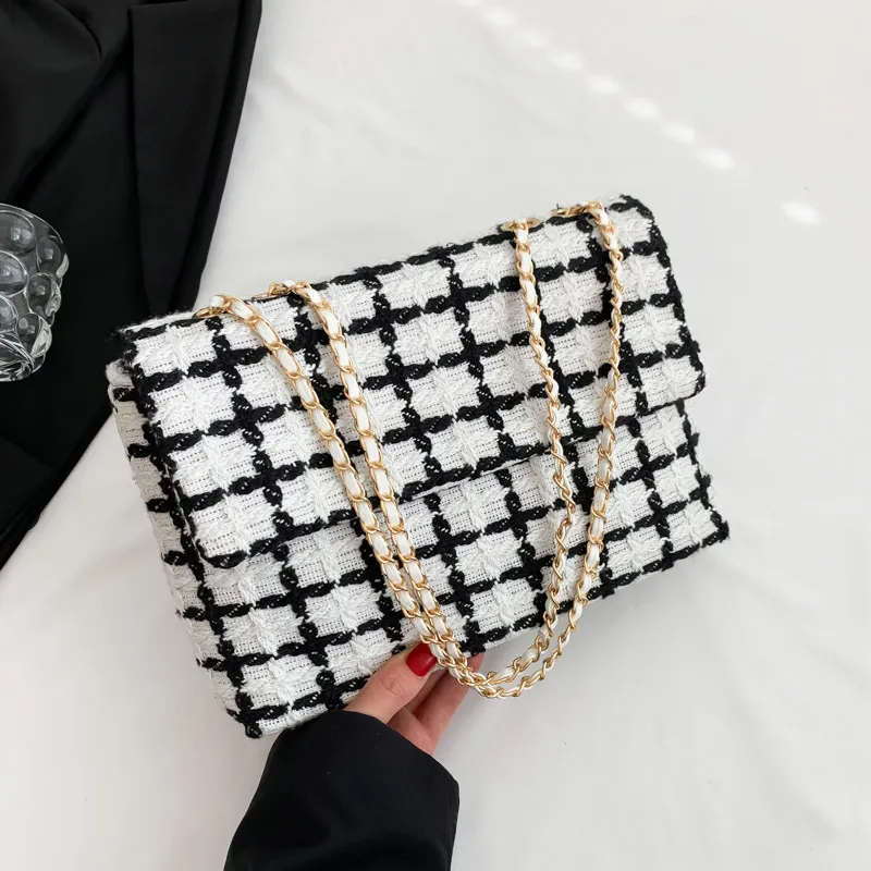 Women's Autumn Fashion Check Pattern Shoulder Bag - White