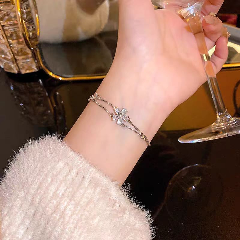 Super Flash Zircon Love Women's Bracelet - Picture 27 of 31