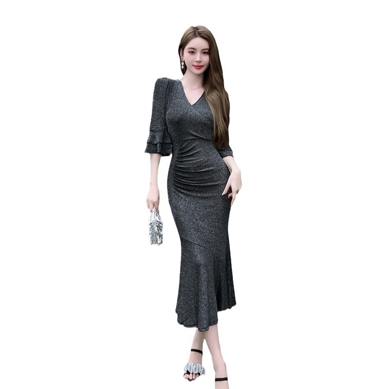 Elegant V-neck Slim-fit Bright Silk Feminine Black Dress