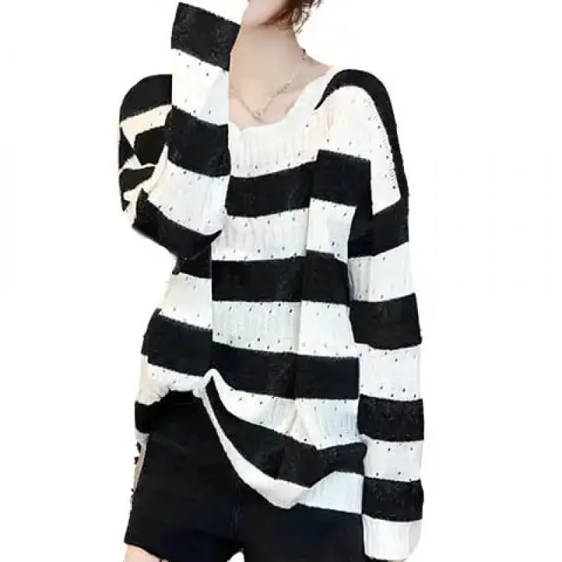 Women's Plus-Size Winter Knitted Sweater - Black