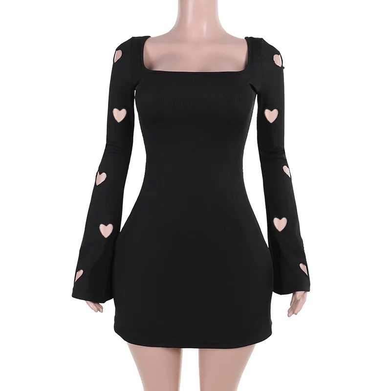 Slim-fit Knitted Love Burning Flower Long Sleeve Dress - Black