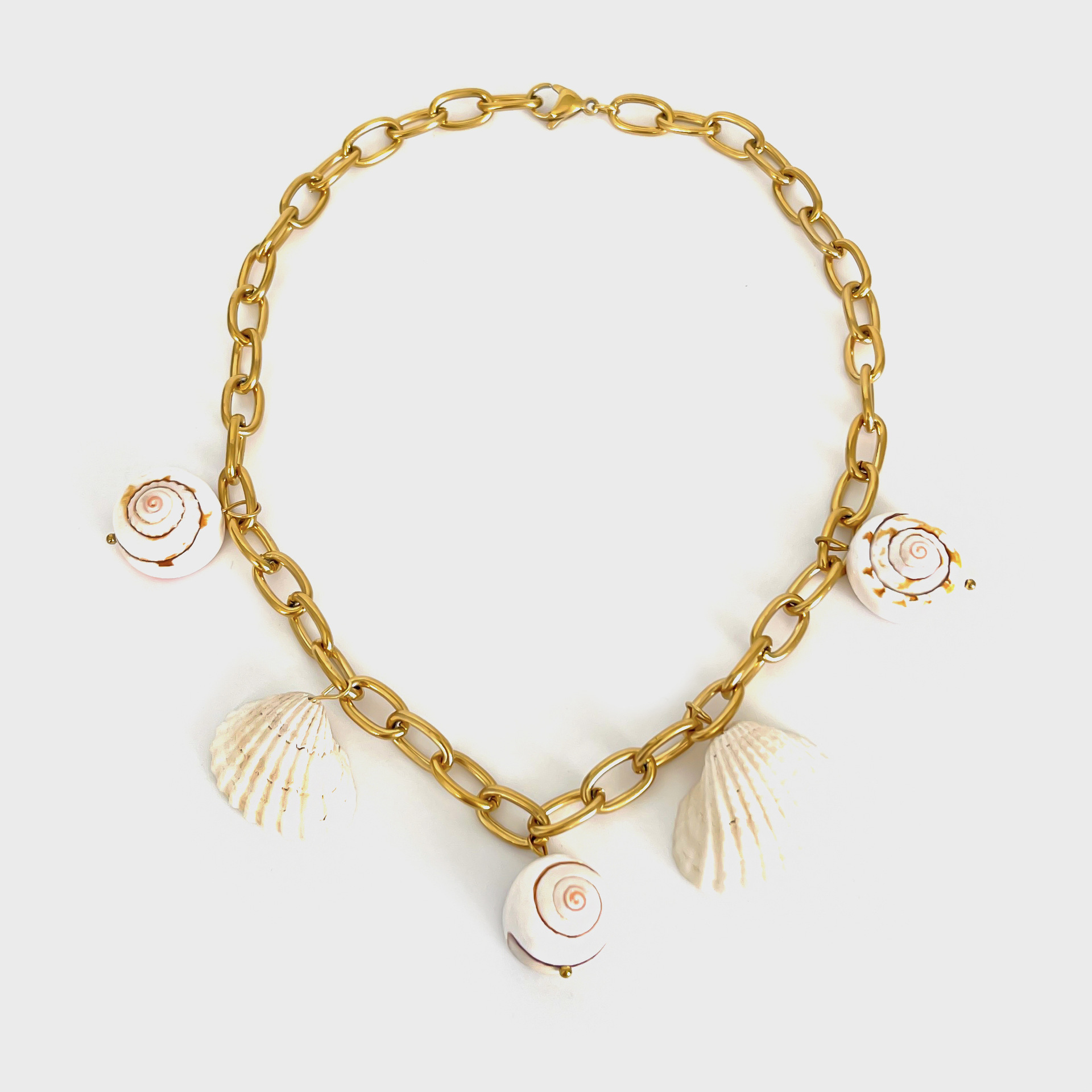 Personality Stylish Metal Chain Conch Shell Necklace