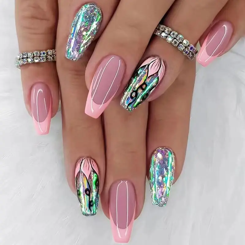 Mid-length European And American Pop French Manicure