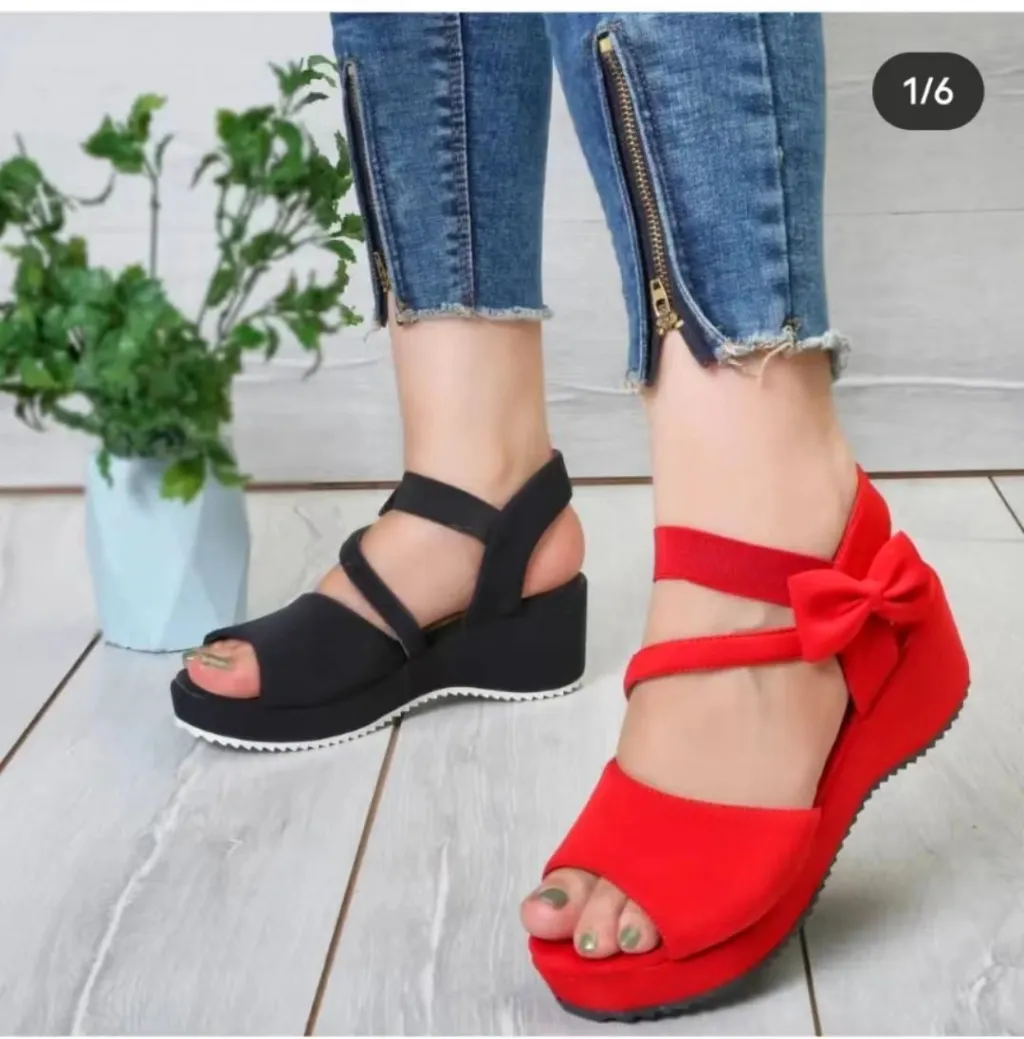 Plus Size Suede Wedge Peep Toe Sandals For Women - Red