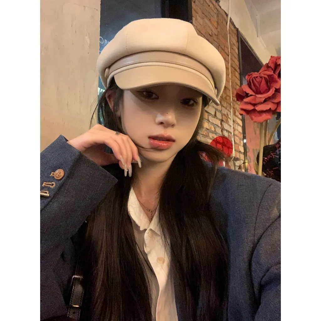 Autumn And Winter Women's Woolen Octagonal Cap Beret - Beige