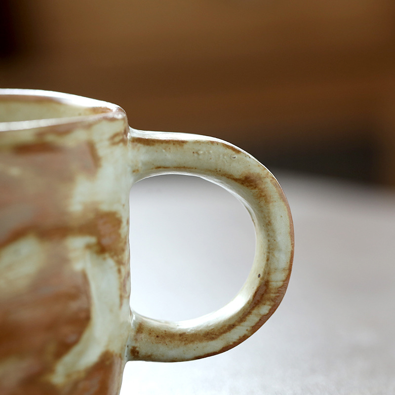 طقم فنجان وصحن قهوة سيراميك بسيط بتصميم القرون الوسطى