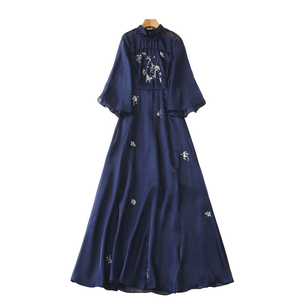 Diamond Embroidery Five-Quarter Sleeve Dress