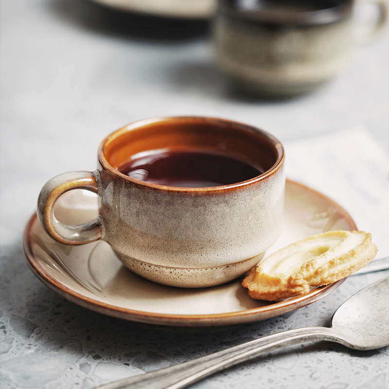Set de cești de cafea și farfurii ceramice Creative Souvenir