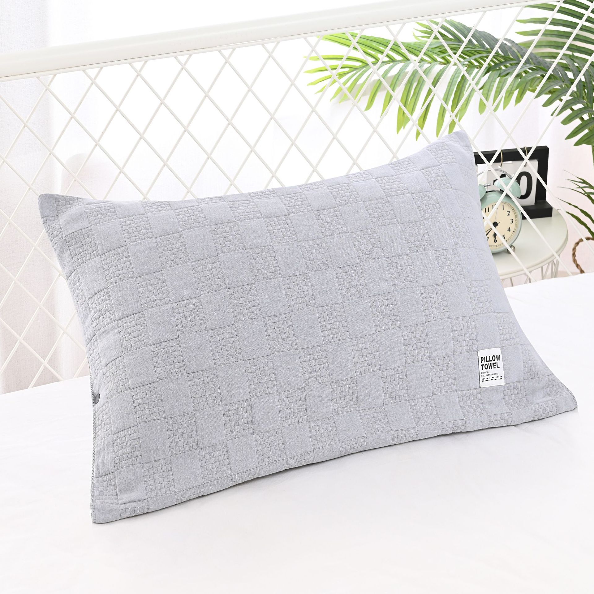 Jacquard Nordic Style Pair Of Bed Sheets And Pillowcases