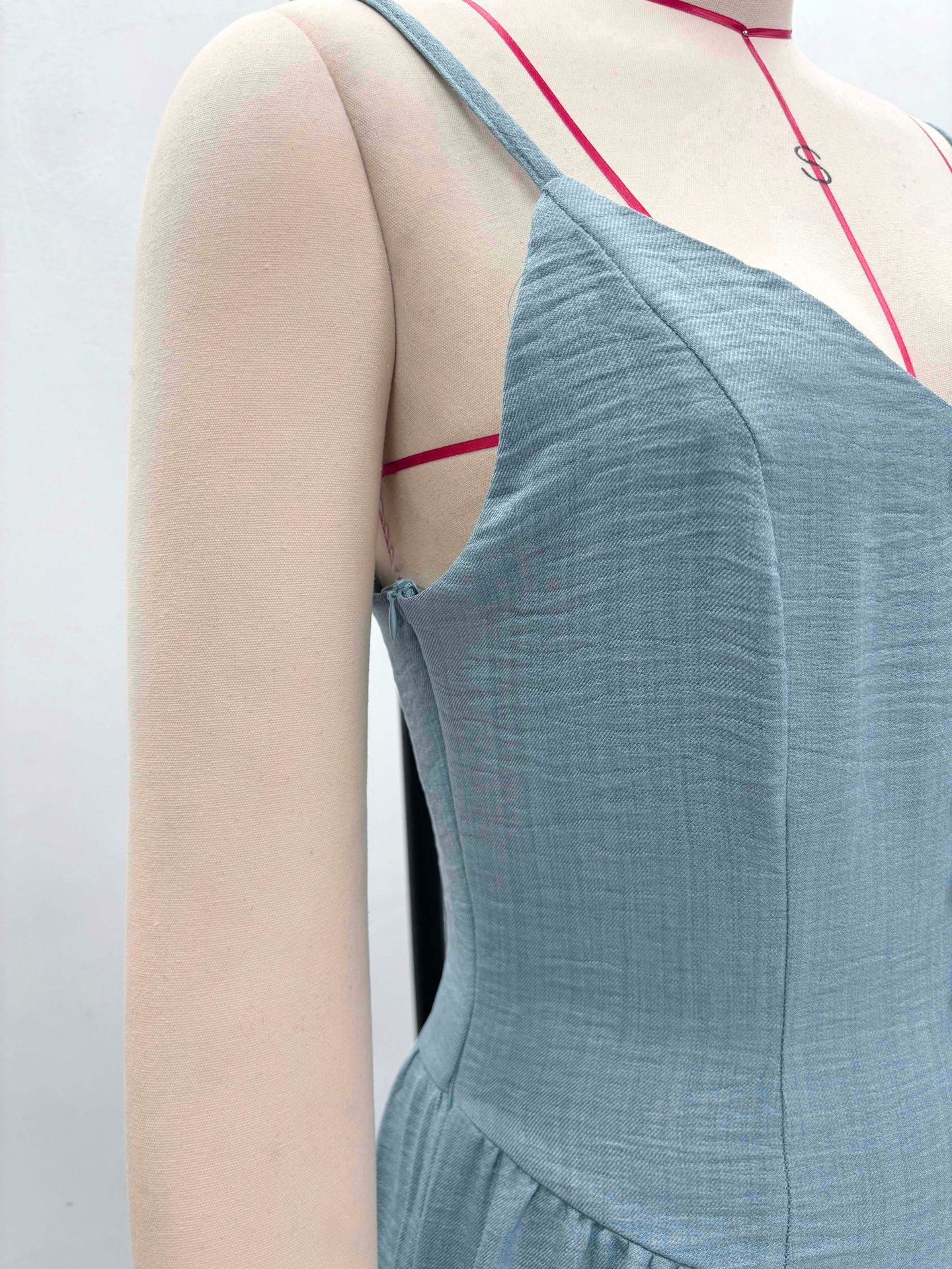 Buy Women's Clothing Online | Buy Trending Dresses for Women
