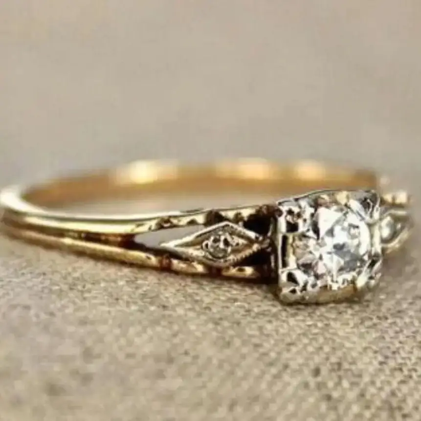 Girls Golden Ring Square Four Claws