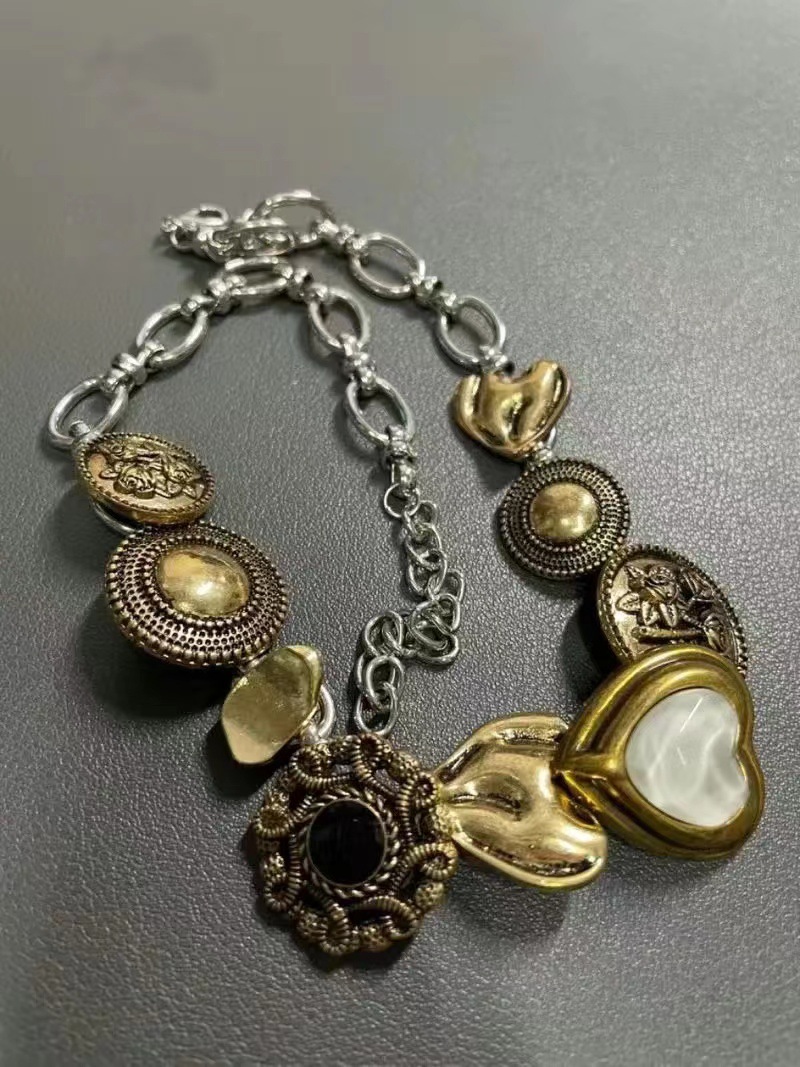 Chinese Punk Titanium Steel Necklace Women's Vintage Brass