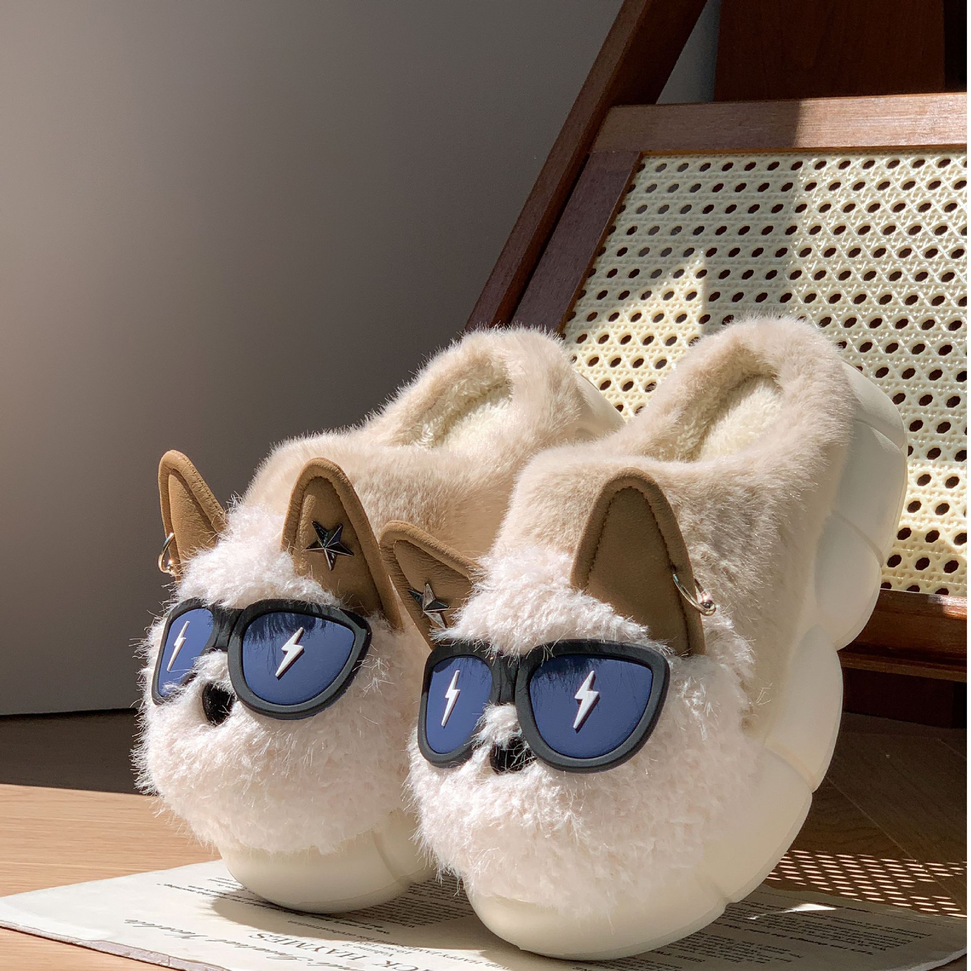 Women's Thick-soled Non-slip Cute Puppy Cotton Slippers