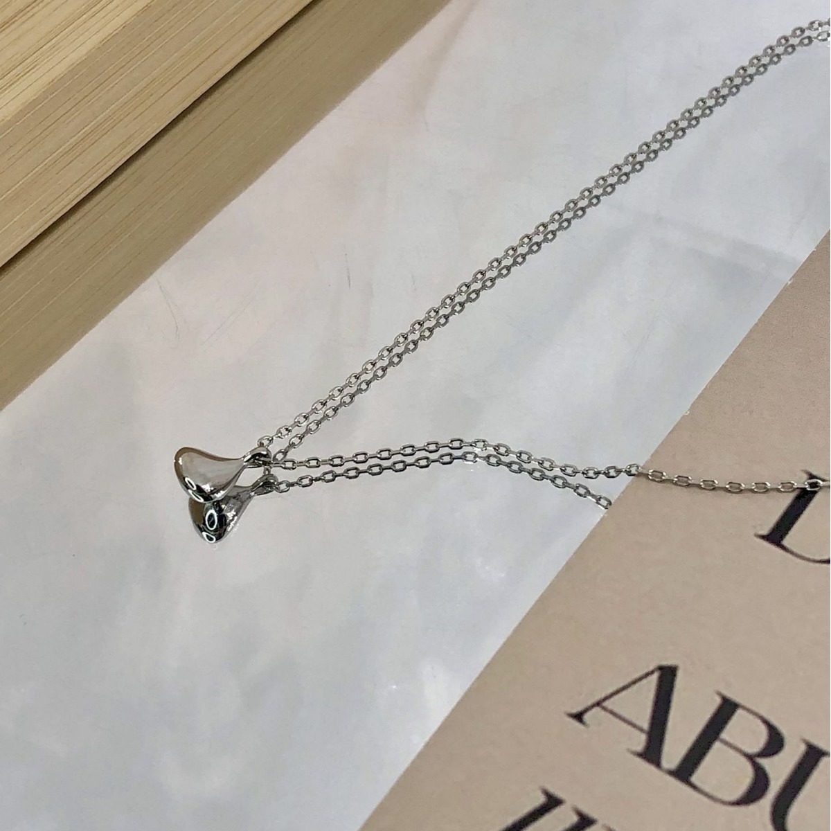 Women's Water Drop Necklace Niche Design Simple