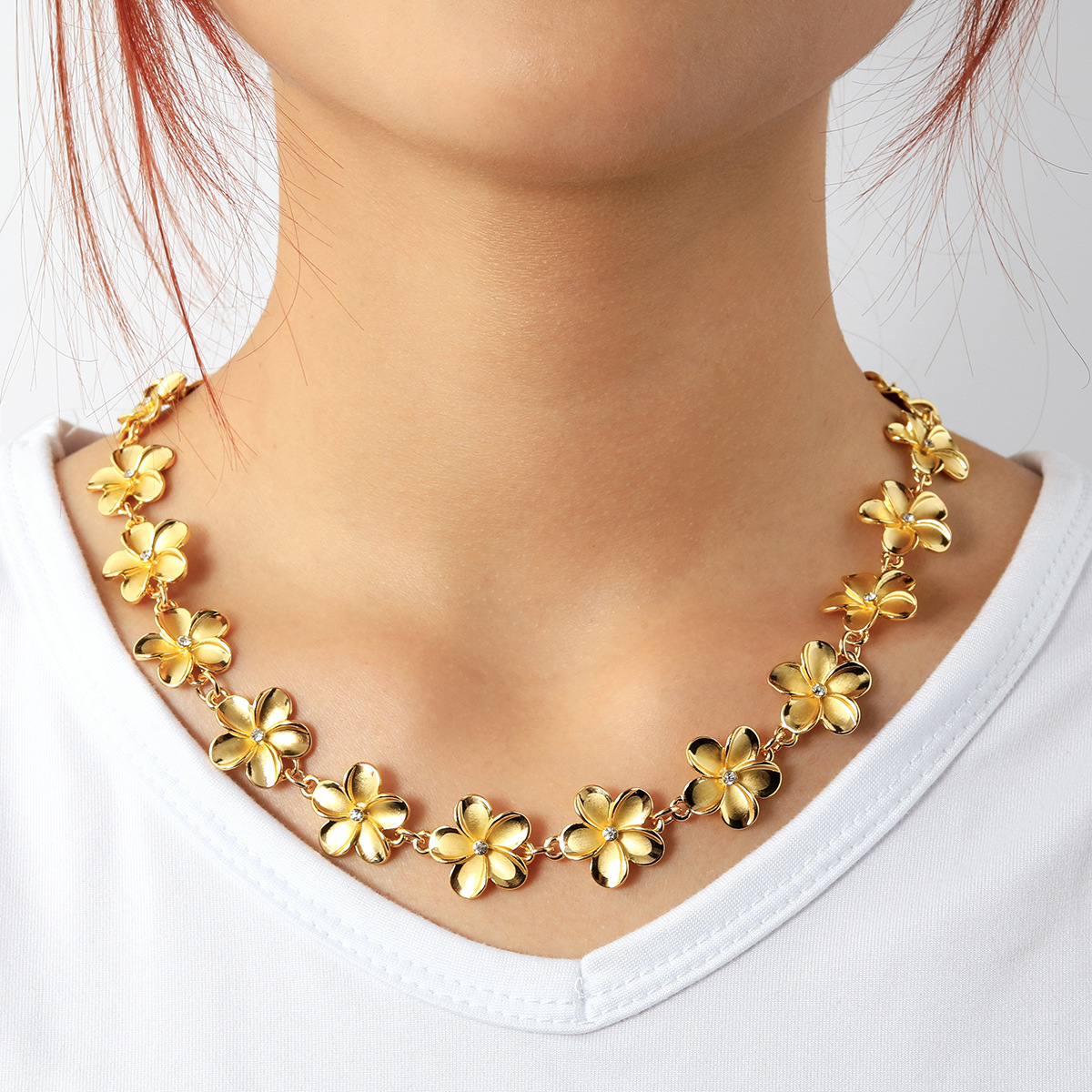 Women's Elegant Sands Pig-shaped Bun Fun Design Light Luxury Hawaiian Style Necklace Earrings Jewelry Suit