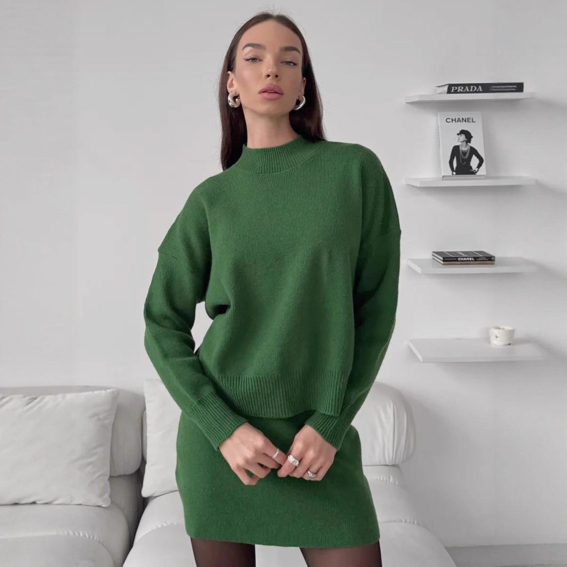 Multi-Color Temperament Crew Neck Commuting Suit