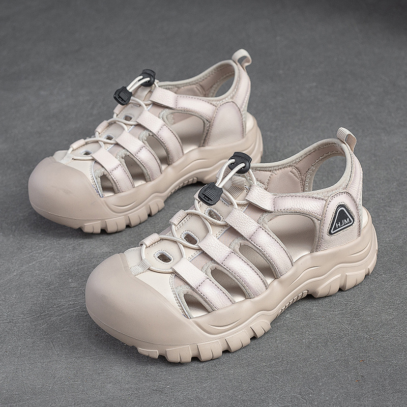 Closed-Toe Hollow Sandals, picture 5 of 5